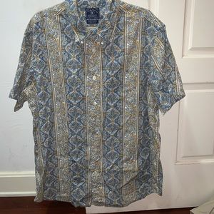 Men’s Lucky Brand shirt